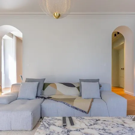 Casalonga - Prestige Prefecture Comfort - By Tgb Apartment *