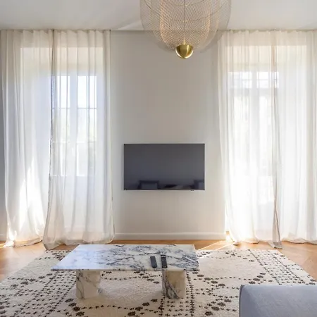 Casalonga - Prestige Prefecture Comfort - By Tgb Apartment